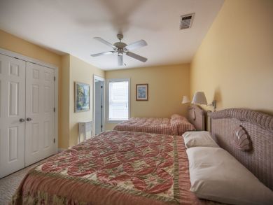 Beachfront  Duplex with Pool Accommodates 25 Guests